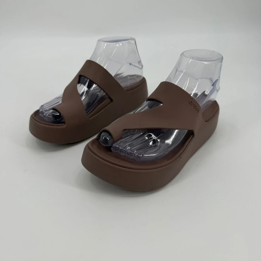 CROCS brooklyn flip